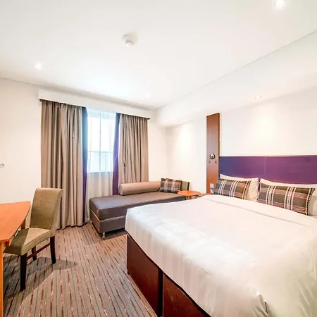 Premier Inn Abu Dhabi Airport Business Park-2